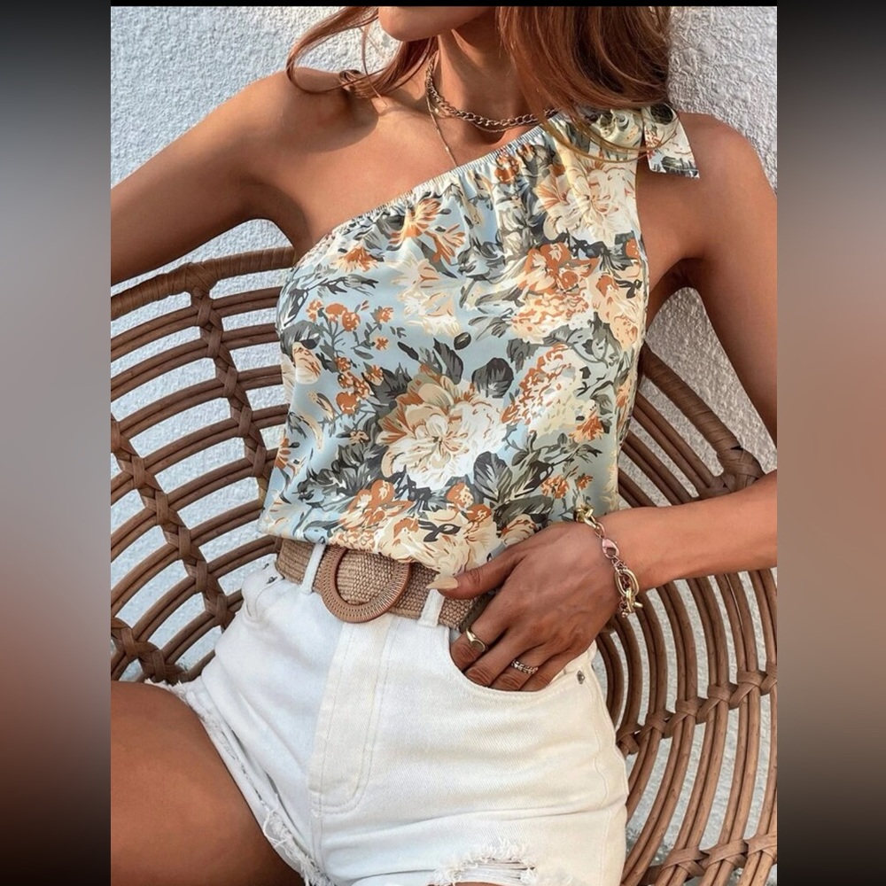 NWOT One Shoulder Floral Top with Bow